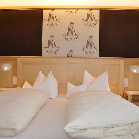 Hotel Gasthof Kreuz Sonntag Ngoại thất bức ảnh