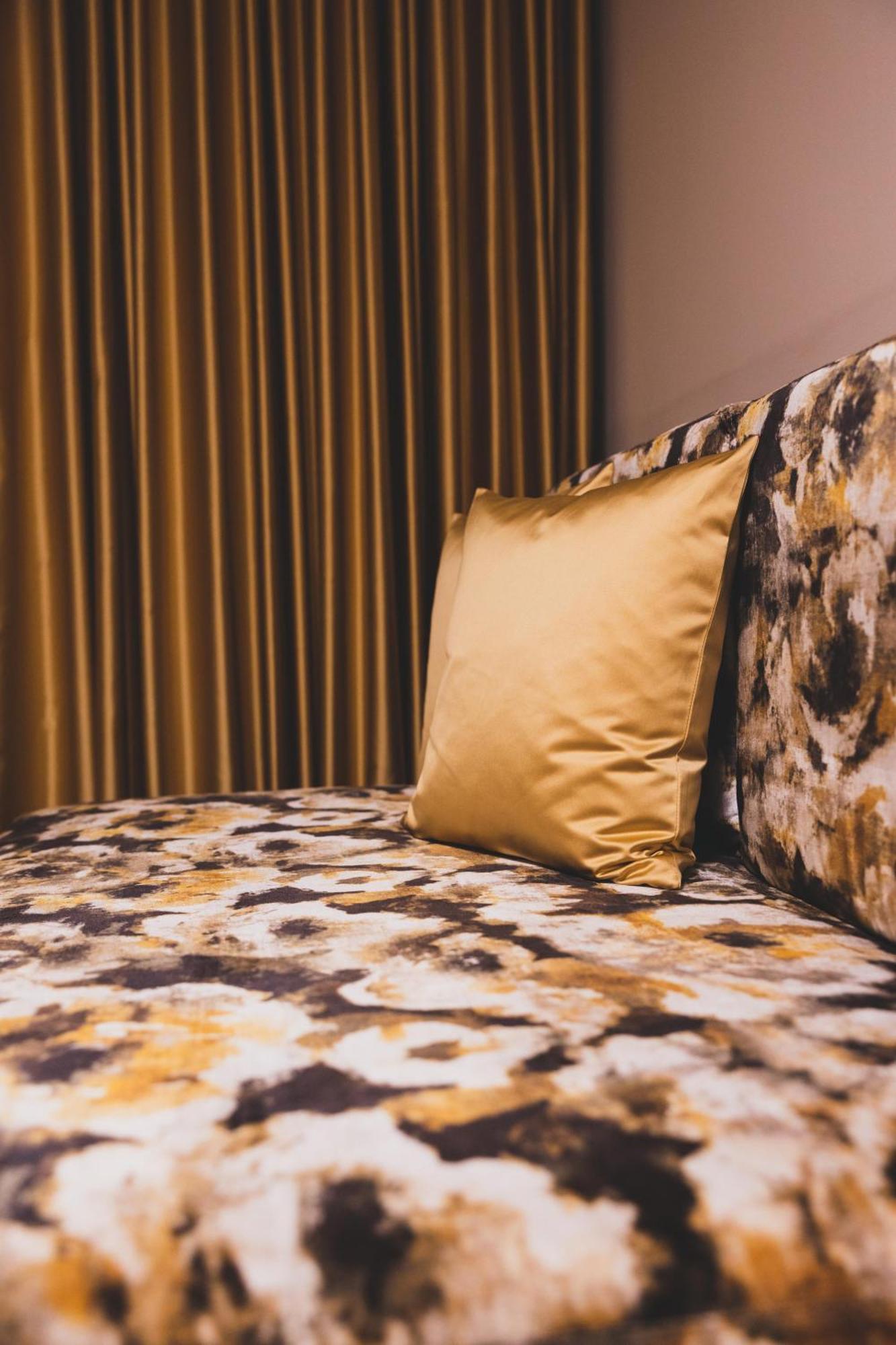 Hotel Gasthof Kreuz Sonntag Ngoại thất bức ảnh