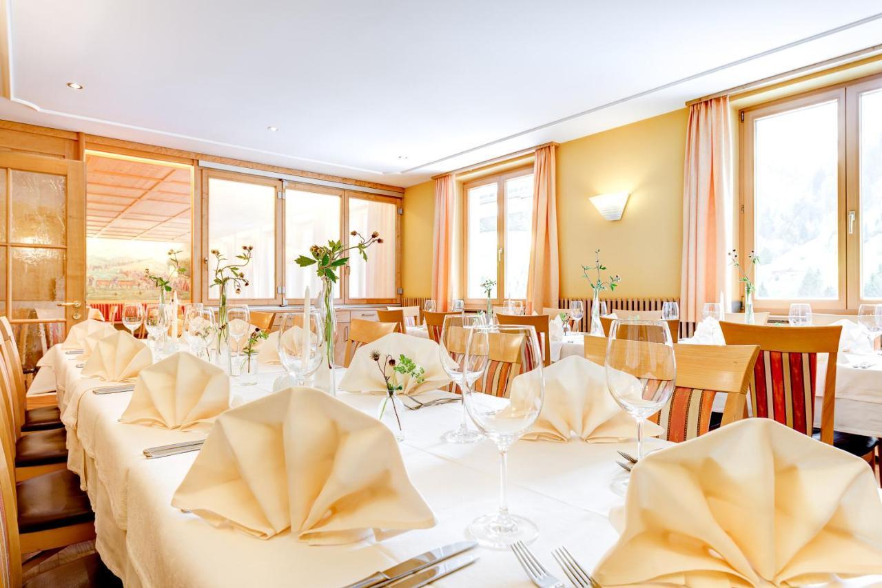 Hotel Gasthof Kreuz Sonntag Ngoại thất bức ảnh